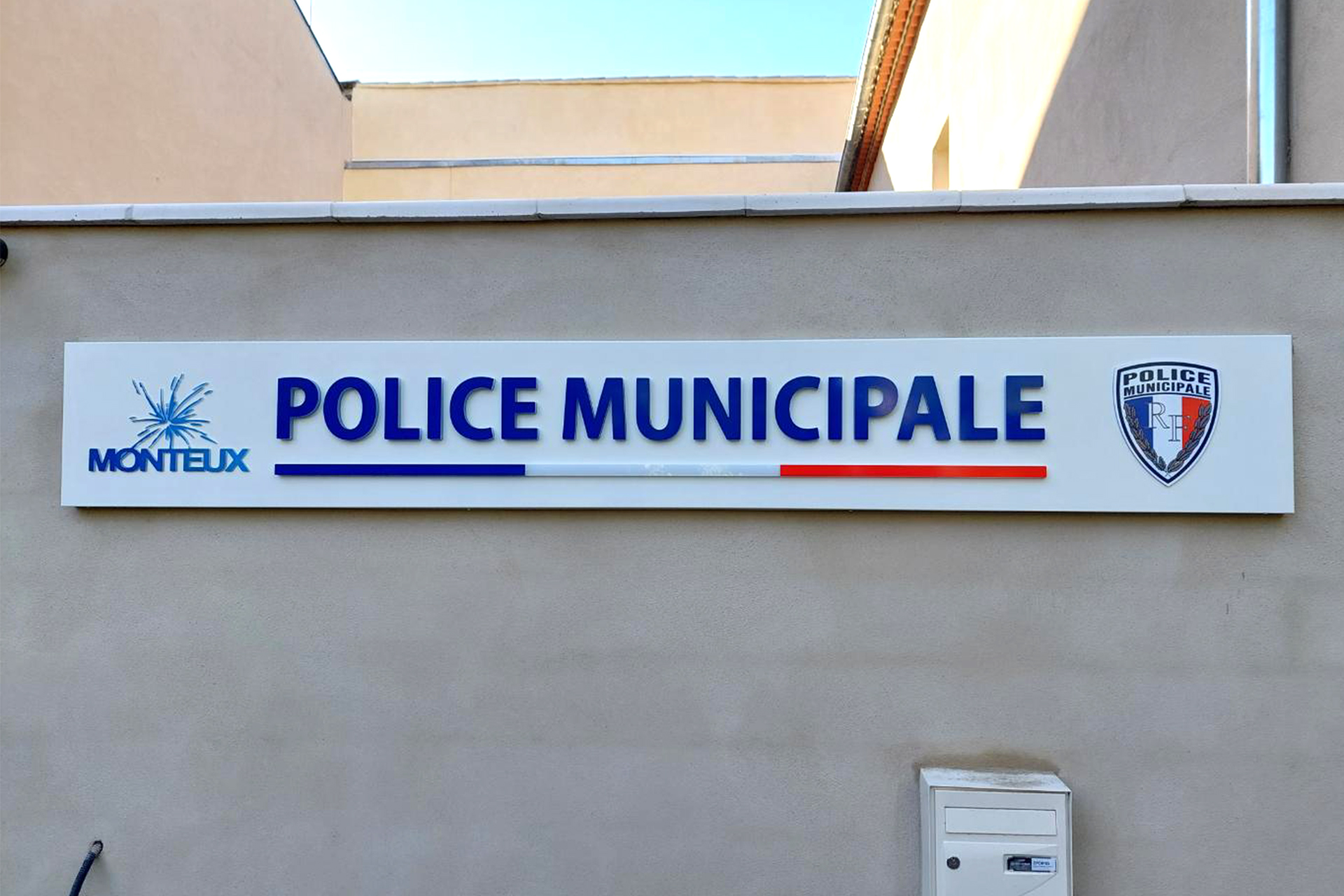 Police-municipale-Monteux-1